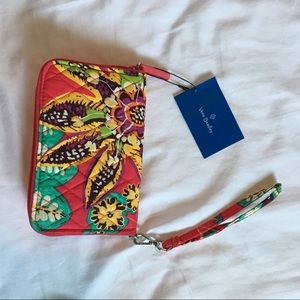 Vera Bradley wallet/pouch